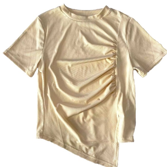 Tan Ribbed Asymmetrical Front Scrunched Top Juniors Large - Picture 2 of 11